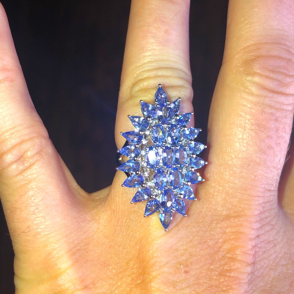5.08ct Tanzanite and Diamond Ring